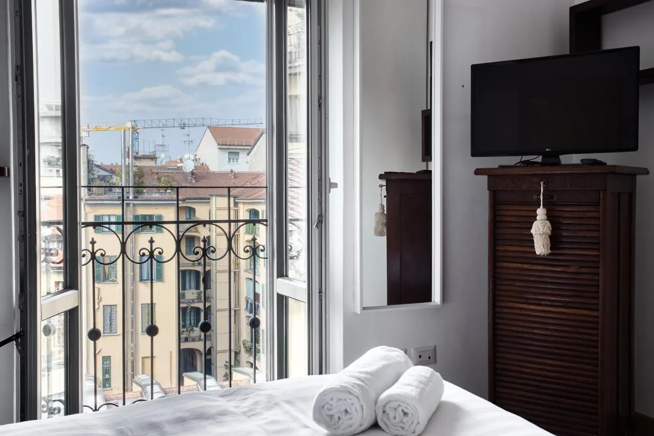 Altido Charming Flat Near City Centre Милан